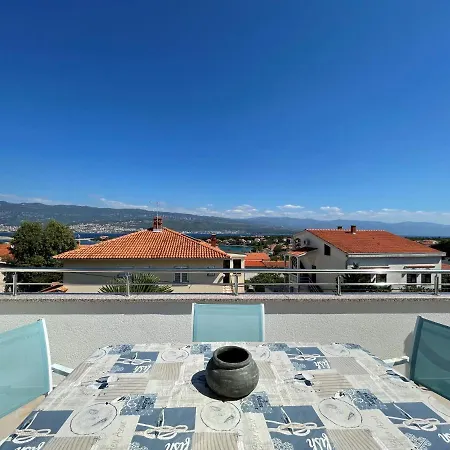 Bohovic Apartment *