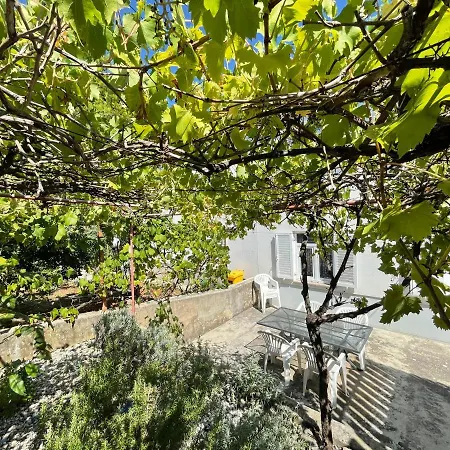 Bohovic Apartment