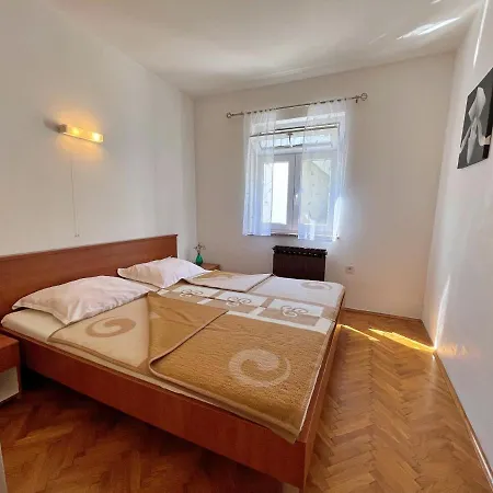 Apartment Bohovic Šilo