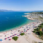 شقة Bohovic
