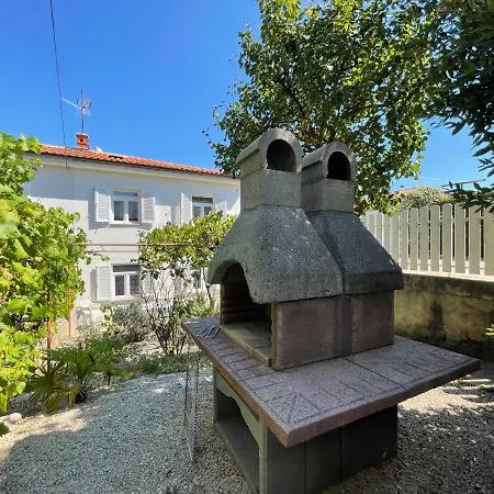Bohovic Apartament Šilo