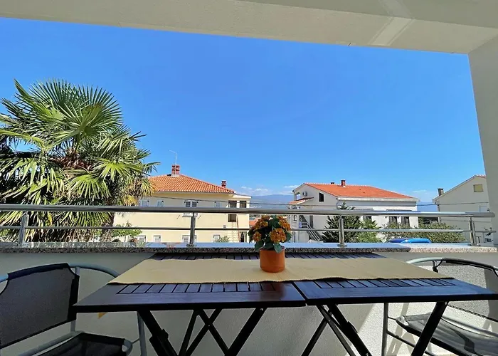 Bohovic Apartment